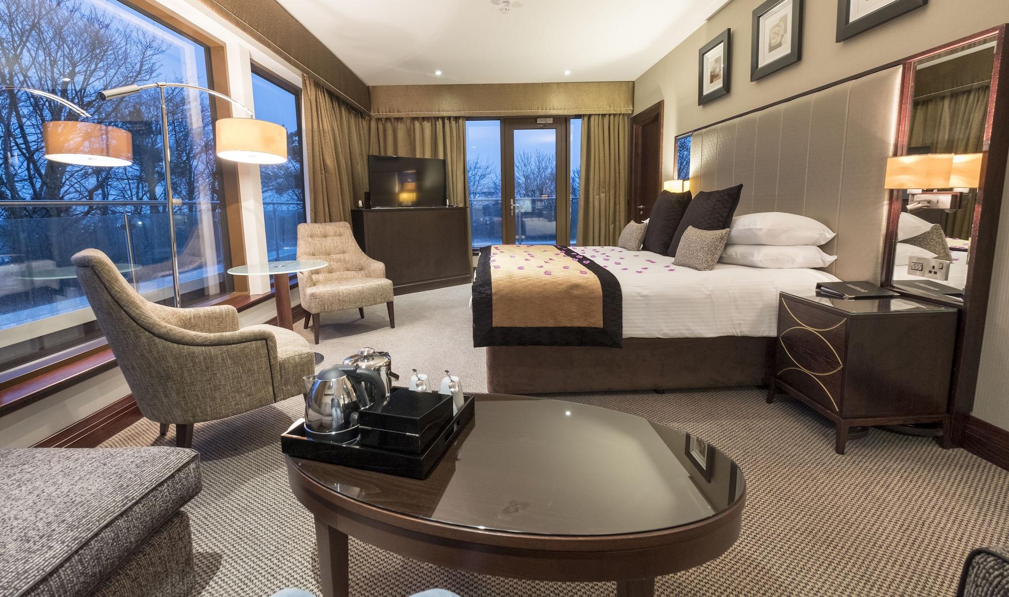 Parklands Hotel & Country Club Newton Mearns Buitenkant foto