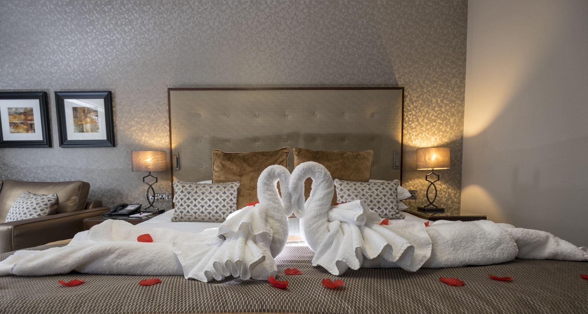 Parklands Hotel & Country Club Newton Mearns Buitenkant foto