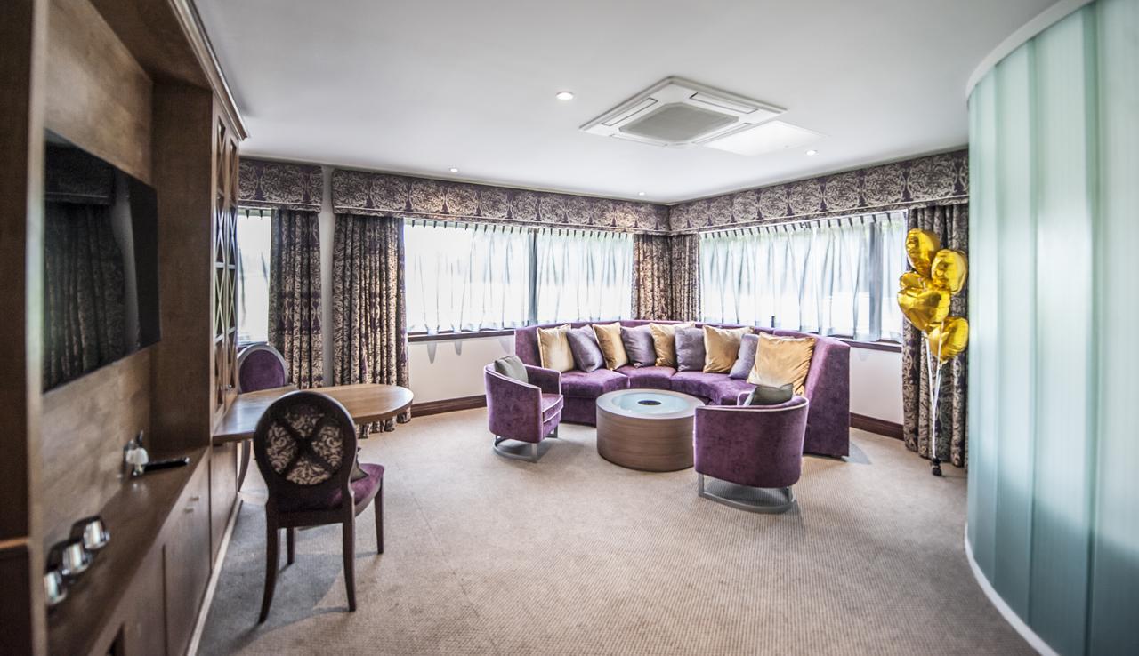 Parklands Hotel & Country Club Newton Mearns Buitenkant foto