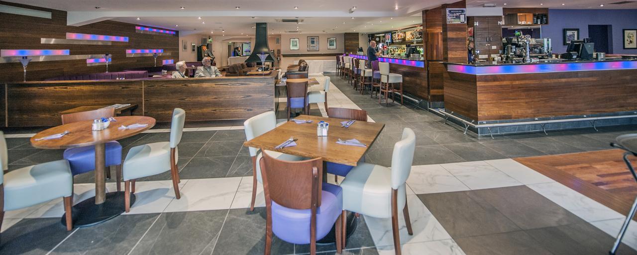 Parklands Hotel & Country Club Newton Mearns Buitenkant foto