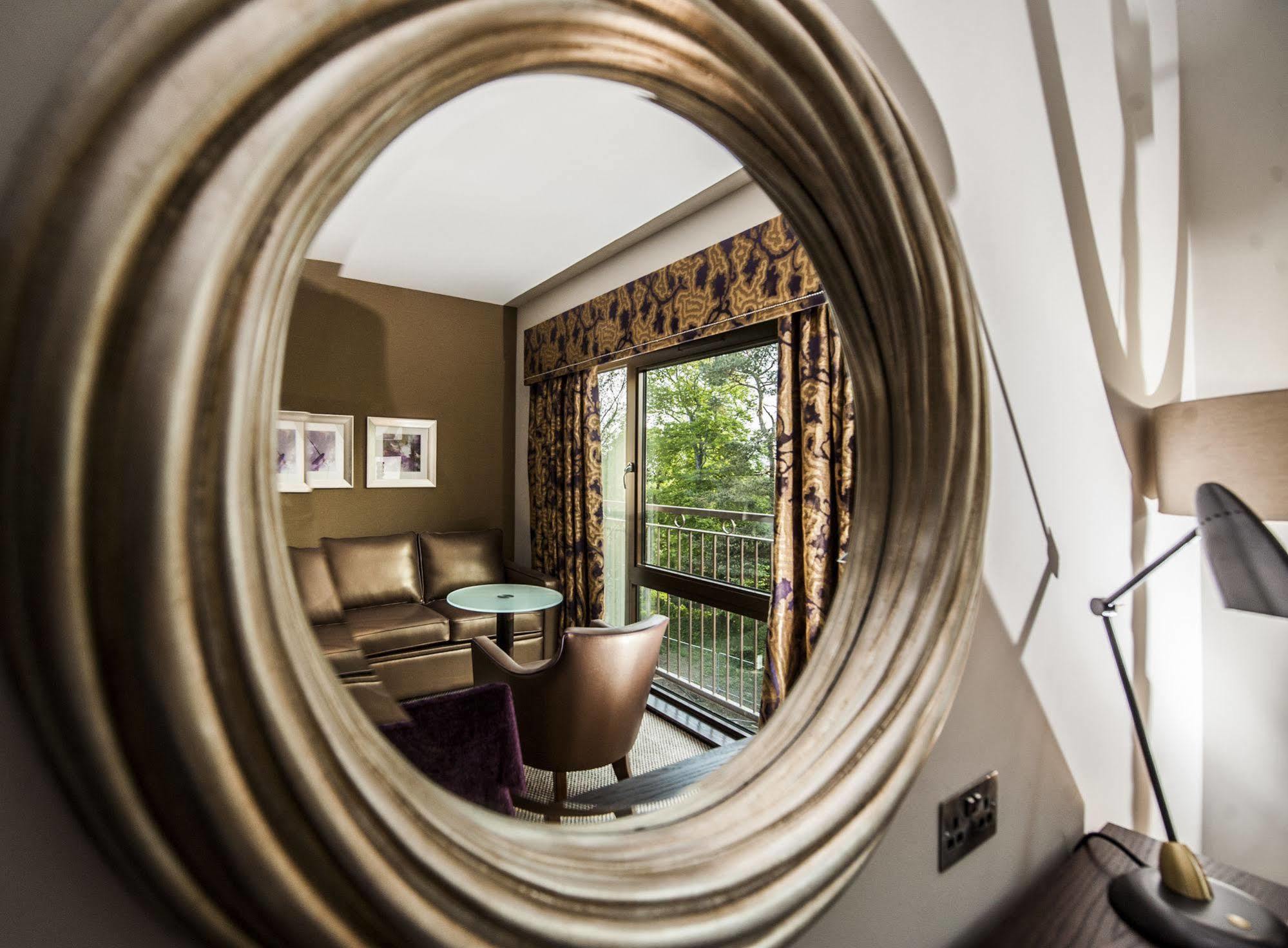 Parklands Hotel & Country Club Newton Mearns Buitenkant foto